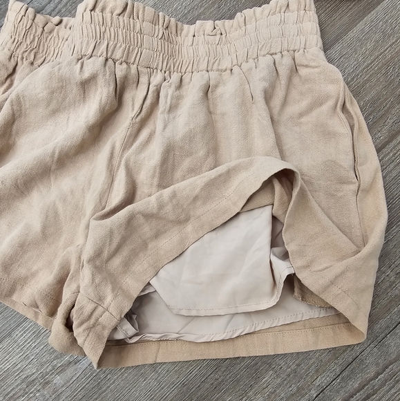 Automet short and top set tan, lined size large - Picture 5 of 5